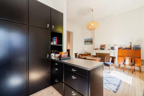 Apartment In Trendy St Gilles