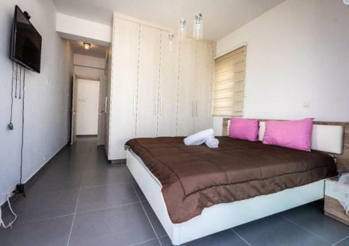 Remarkable 3-bed House In Paralimni