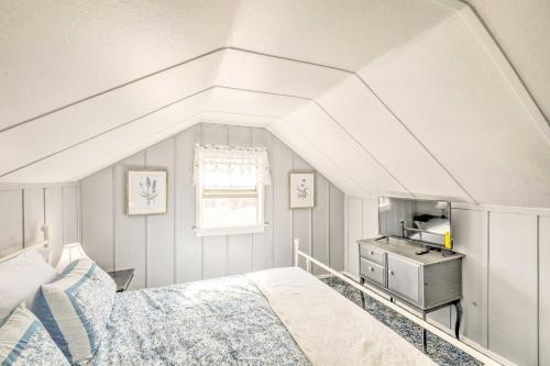 Family-friendly Flagstaff House With Big Yard!