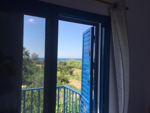 Rotiana 3 Beach Villa