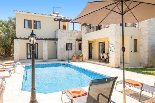 Villa Monika By Villa Plus