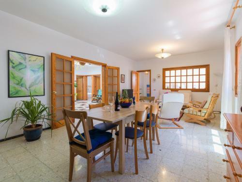 Agaete Pupe Home By Canariasgetaway