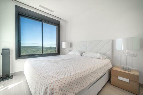 Spectacular Apartment In Las Colinas - Ls21lc