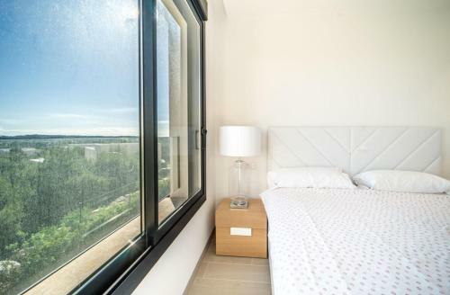 Spectacular Apartment In Las Colinas - Ls21lc