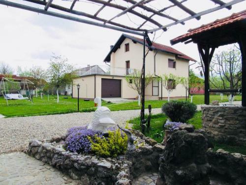 Villa Din