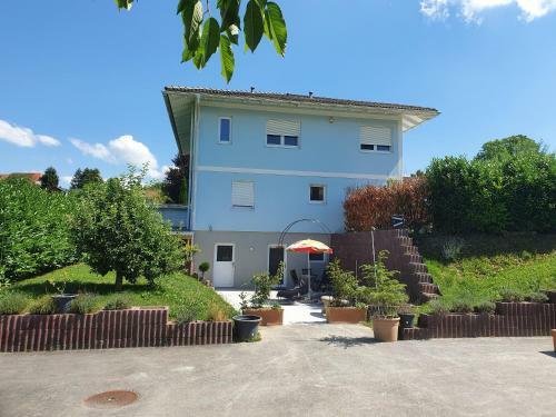 Hostal Maison D'h�tes Bleu Cudrefin