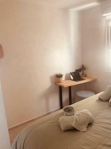Apartment O5, 262, Cap Esterel