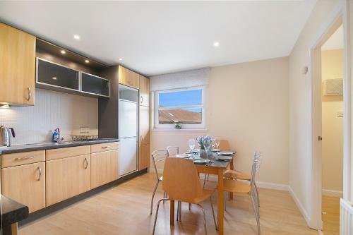 Bannermill Place - Beach Penthouse Apartments