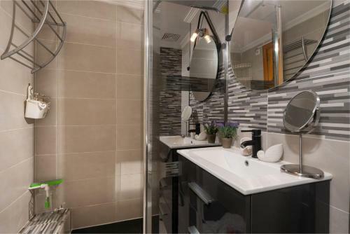 Apartamento Violet House - Alc�dia