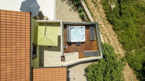 Villa Tosh In Risika - Haus F�r 6-8 Personen