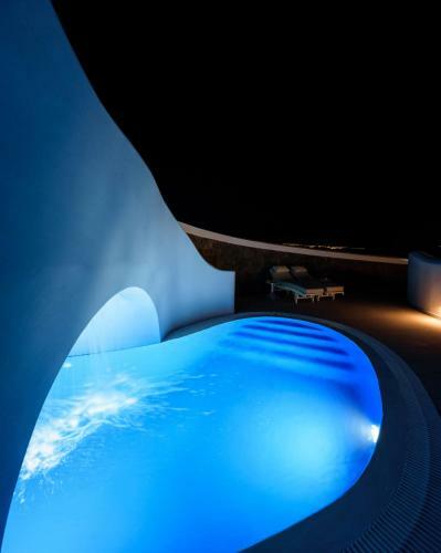 Bed & Breakfast Acro Blue Luxury Villas