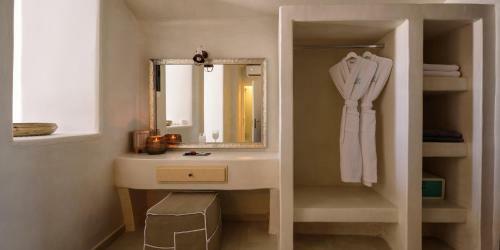 Bed & Breakfast Acro Blue Luxury Villas