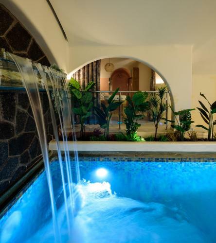 Bed & Breakfast Acro Blue Luxury Villas