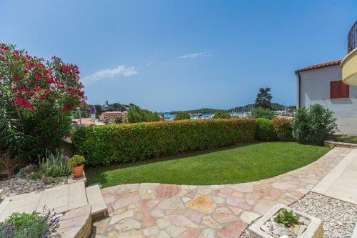 Villa Alba Vrsar With Jacuzzi And Sea View