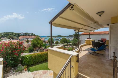 Villa Alba Vrsar With Jacuzzi And Sea View