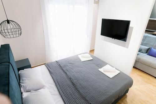 Stamatina's Luxury Apartment (little Suite)