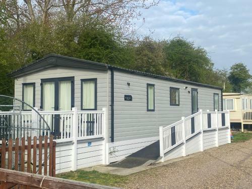 A Modern Static Caravan To Sleep 6 Comfortably