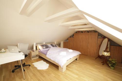 Apartamentos F9 And New F9