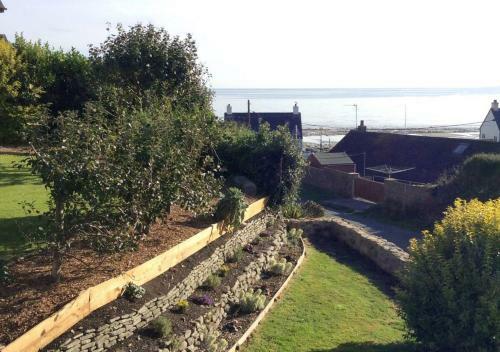 Amroth Holiday Home With Sea Views