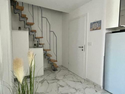 Apartamento Seascape - Relaxing Beach Home, Steps From The Water!