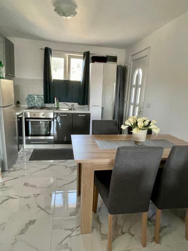 Apartamento Seascape - Relaxing Beach Home, Steps From The Water!