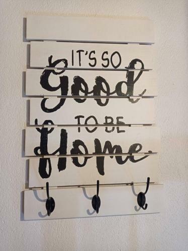 Holiday Home N&s