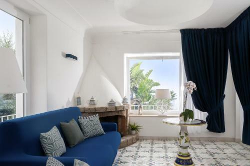 Hostal Capri Blue Luxury Villa Le Tre Monelle