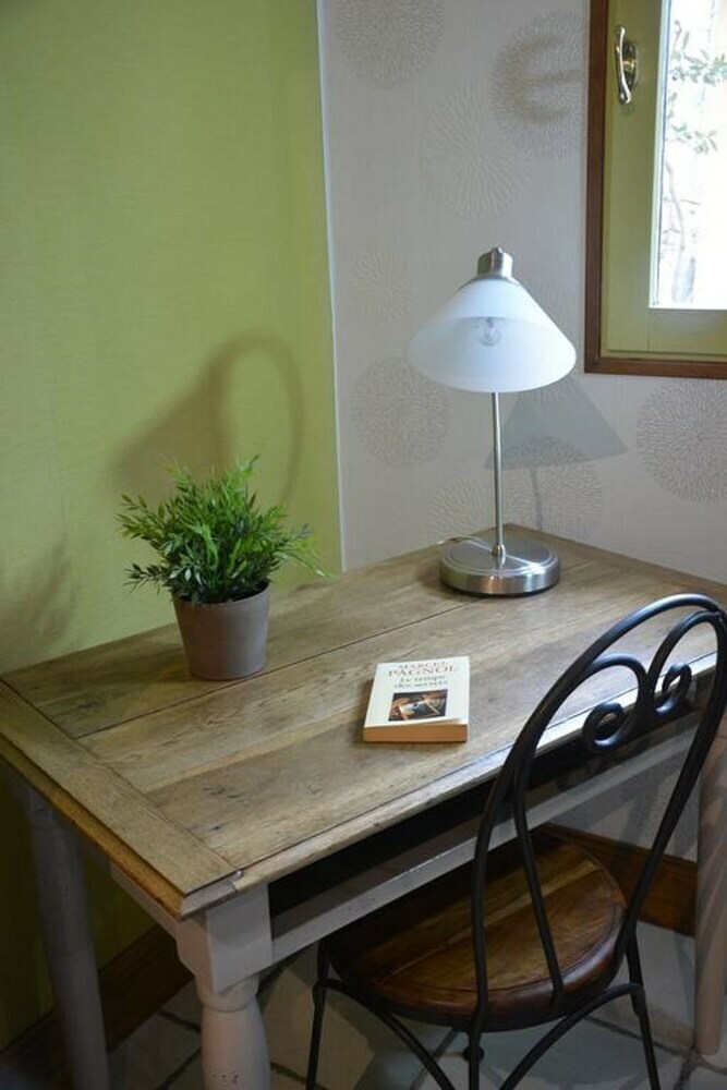 Bed & Breakfast Le Mas Des Aludes