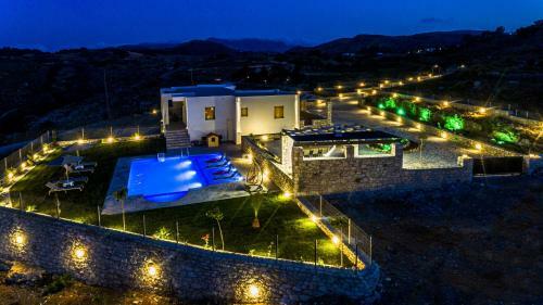 Villa Marielia - With 60m2 Private Pool