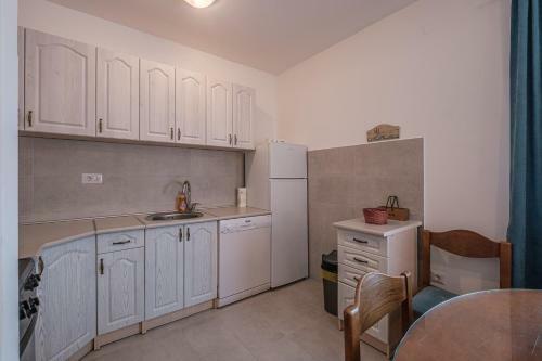 One Bed Room Apartment - Stari Aerodrom