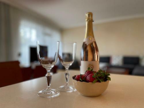 5th Line Apartment, 300m To The Beach