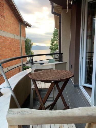 Hostal Restaurant & Apartments Lipa