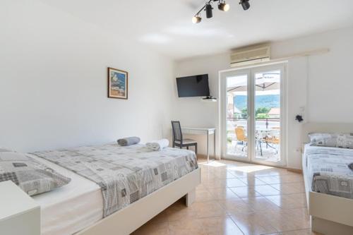 Apartment In Cres With Balcony, Ac, Wifi, Washing Machine 4249-3