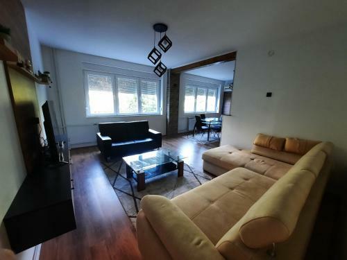 Luxury City Center Apartment