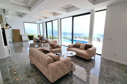 Pool Villa Luxoria Trebesin Whirlpool