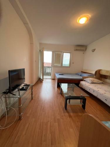 Apartments Odrina