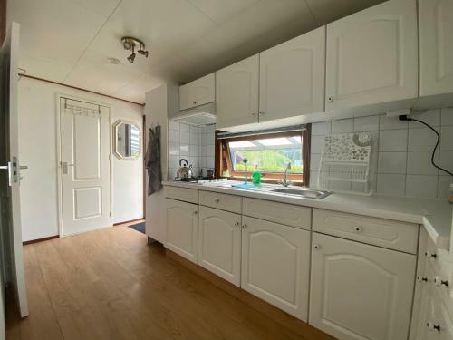 Chalet In De Bossen Met 2 Slaapkamers
