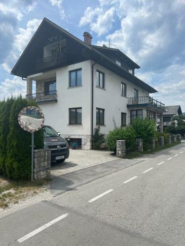 Apartmaji Iva