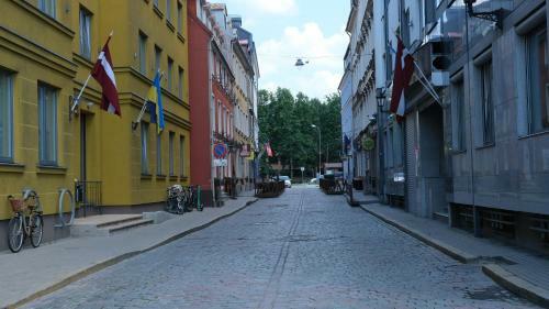 Classic 2-room Apartment In Old Town Riga