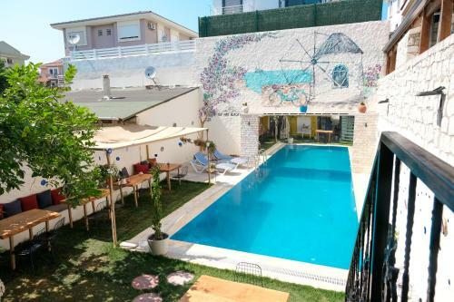 Hotel Tek Han Alacati