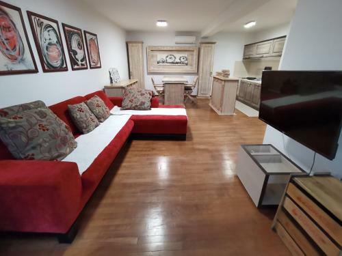 Alo Alo Apartman 3
