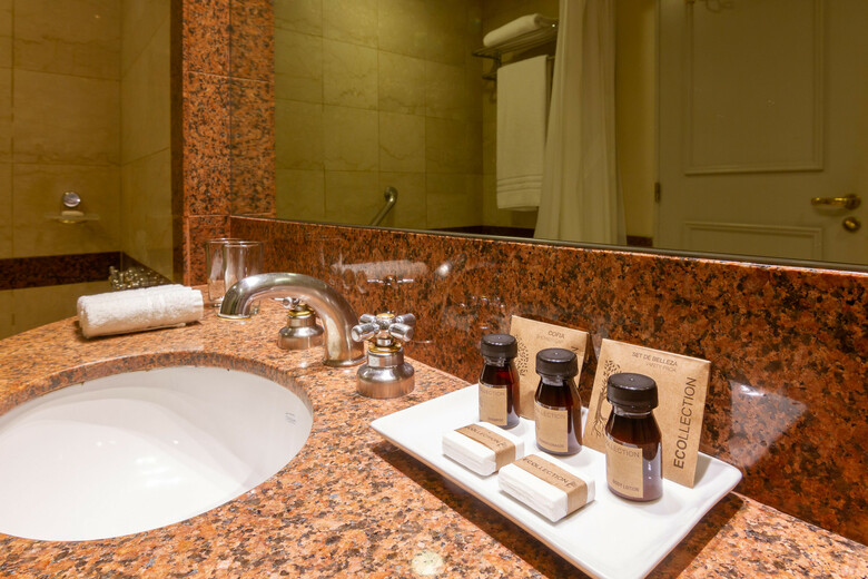Quinto Centenario Hotel