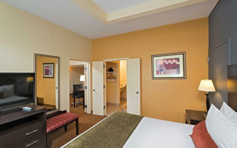 Best Western Hotel & Conference Center