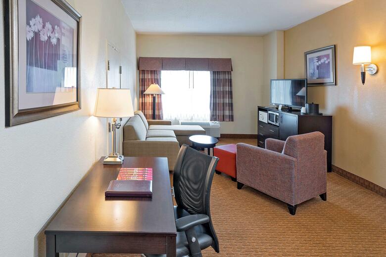 Best Western Hotel & Conference Center
