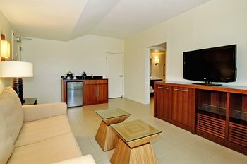 Hotel Reach Resort