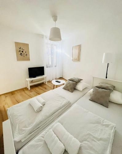 Sml Apartments 1