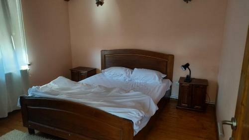 Cabana De Familie Cu Muta Verdea?a