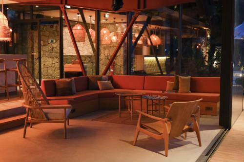 Birdcage 33 Boutique Hotel & Restaurant