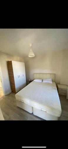 L�ks M�stakil Villa