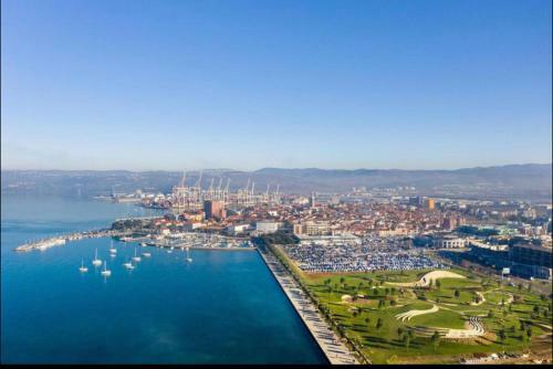 Lovely Apartment With Fabulous View
